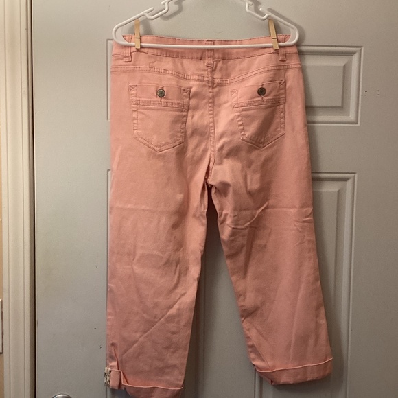 Women’s Faded Glory Capris Capri Size 10 Pink - Picture 2 of 4